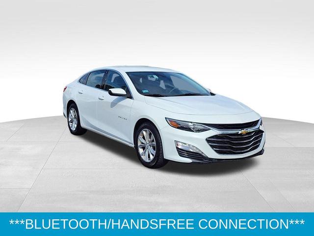 Photo of 2023 Summit White Chevrolet Malibu