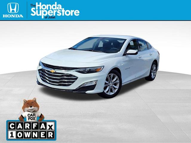 Photo of 2023 Summit White Chevrolet Malibu