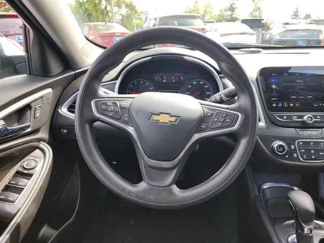 Photo of 2023 Summit White Chevrolet Malibu
