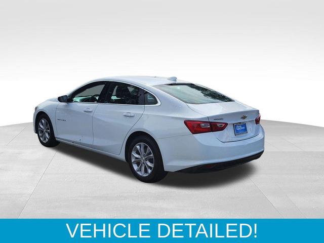 Photo of 2023 Summit White Chevrolet Malibu