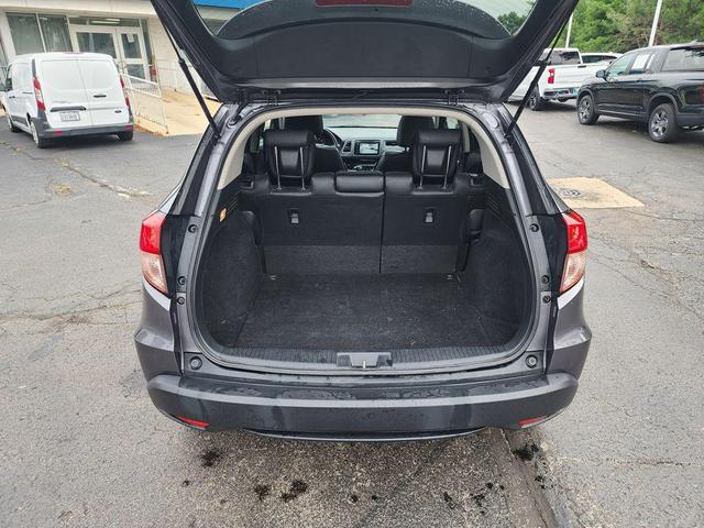 Photo of 2016 Modern Steel Metallic Honda HR-V