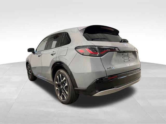 Photo of 2026 Urban Gray Pearl Honda HR-V