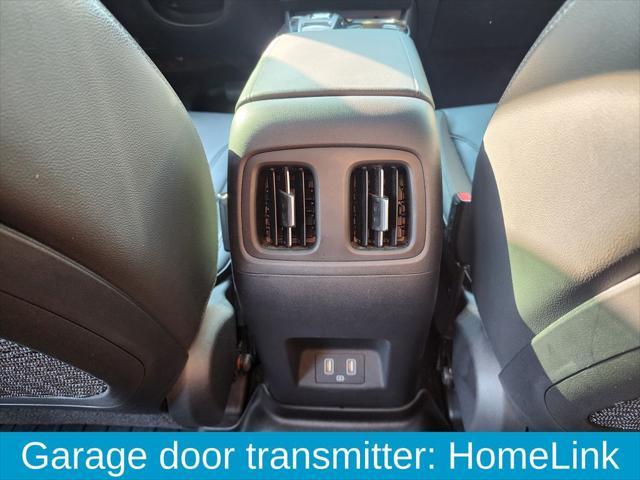 Photo of 2022 Quartz White Hyundai TUCSON Hybrid