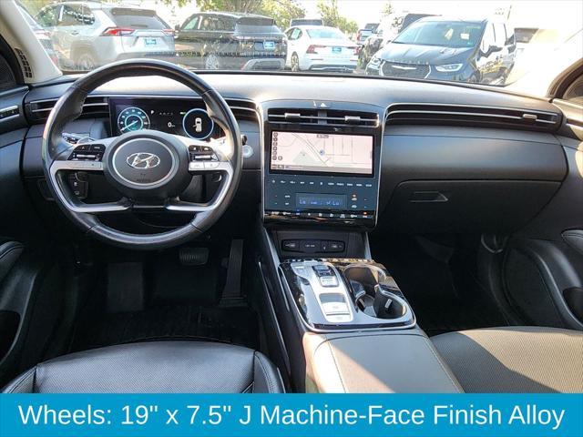 Photo of 2022 Quartz White Hyundai TUCSON Hybrid