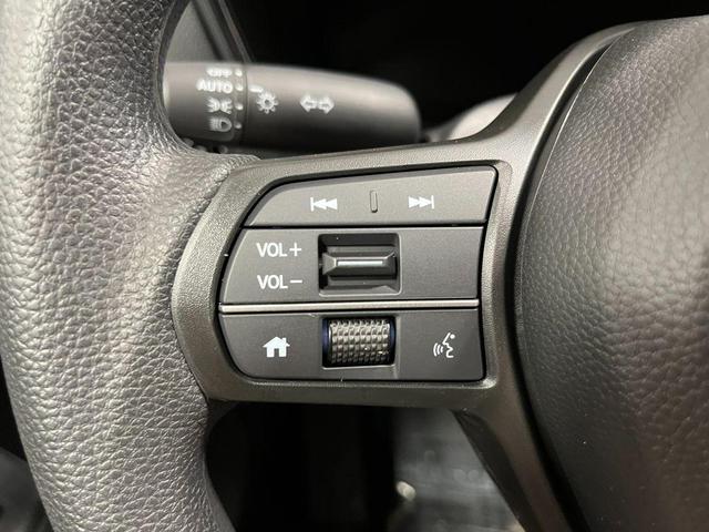 Photo of 2026 Platinum White Pearl Honda CR-V