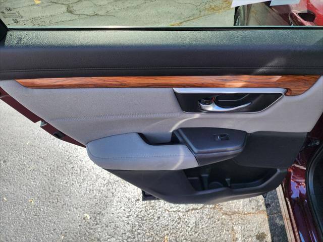 Photo of 2017 Basque Red Pearl II Honda CR-V