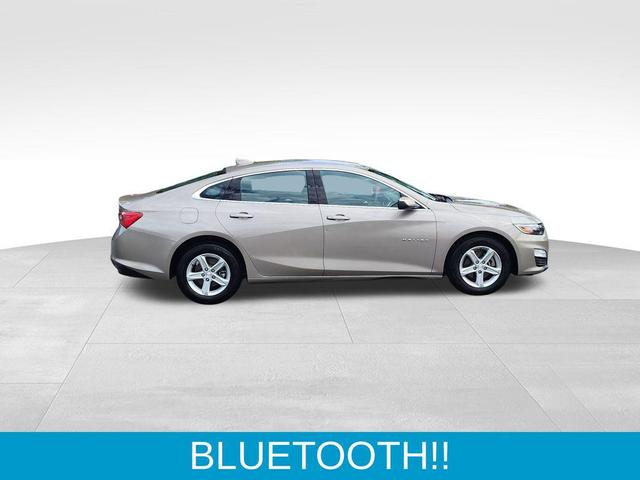Photo of 2023 Dark Ash Metallic Chevrolet Malibu