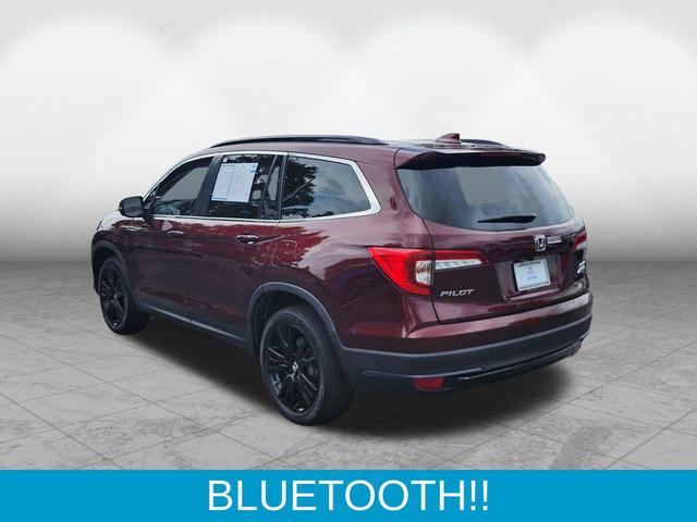 Photo of 2022 Deep Scarlet Pearl Honda Pilot