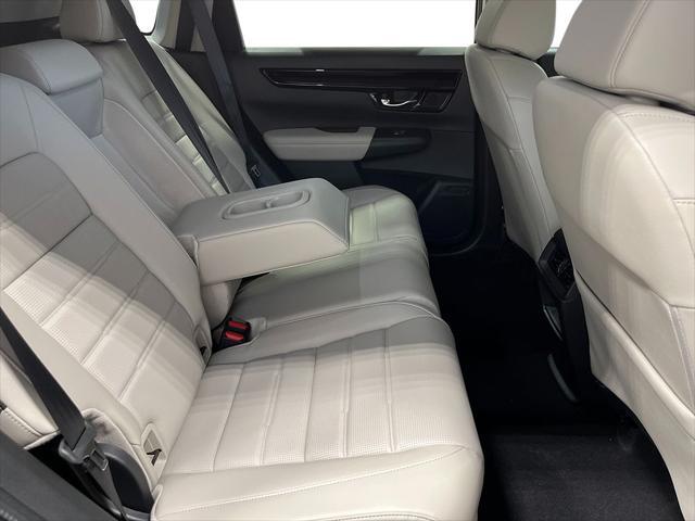 Photo of 2026 Platinum Honda CR-V