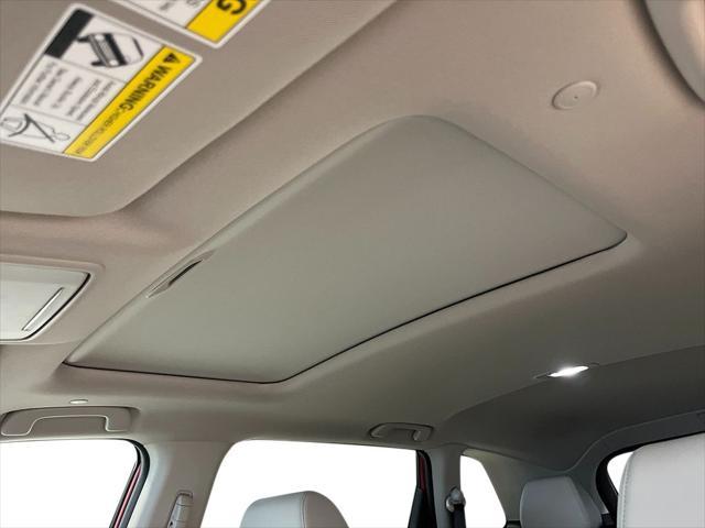 Photo of 2026 Platinum Honda CR-V