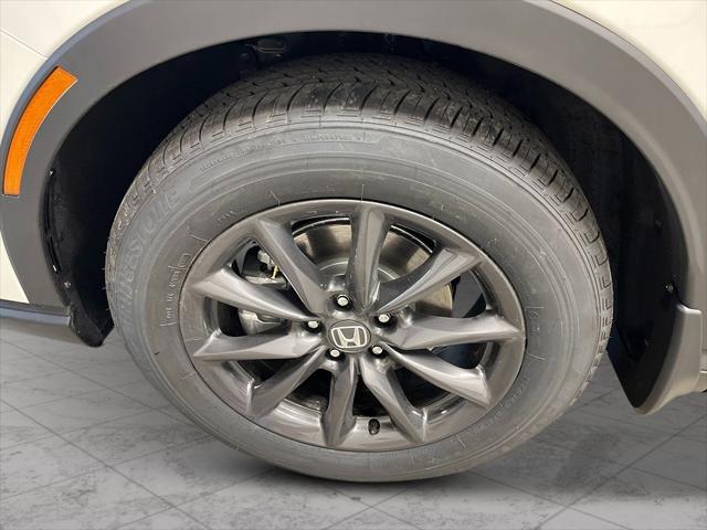 Photo of 2026 Platinum Honda CR-V
