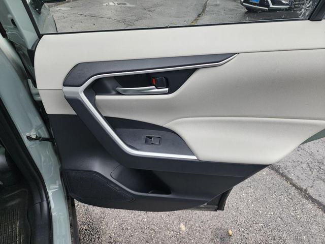 Photo of 2019 Lunar Rock Toyota RAV4