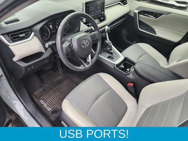 Photo of 2019 Lunar Rock Toyota RAV4
