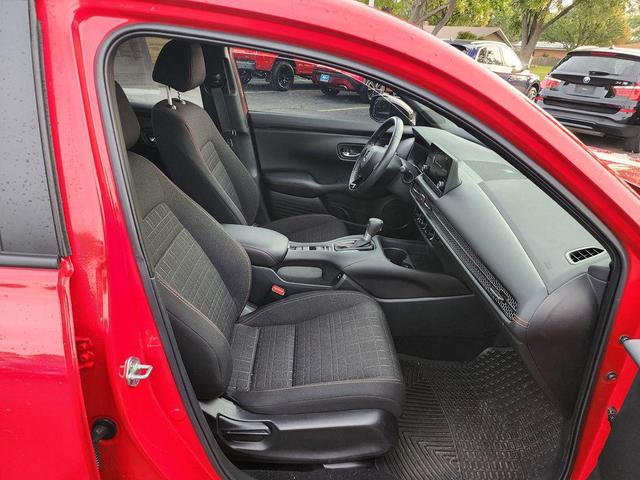 Photo of 2024 Milano Red Honda HR-V