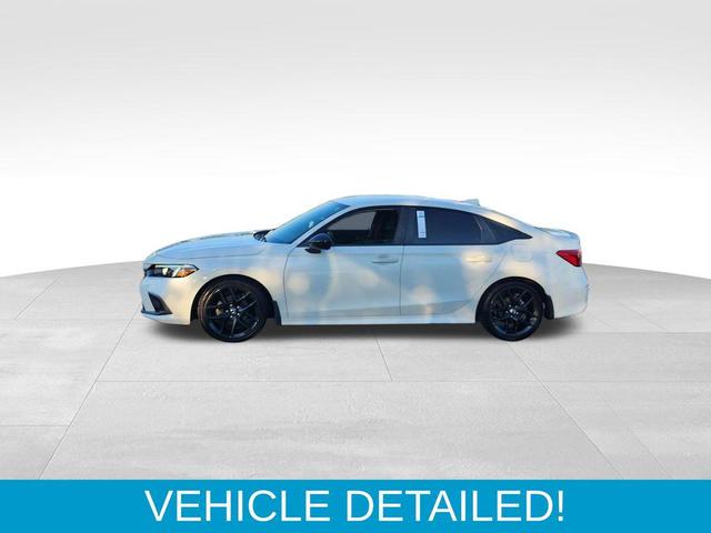 Photo of 2022 Platinum White Pearl Honda Civic