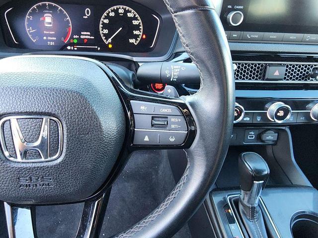 Photo of 2022 Platinum White Pearl Honda Civic