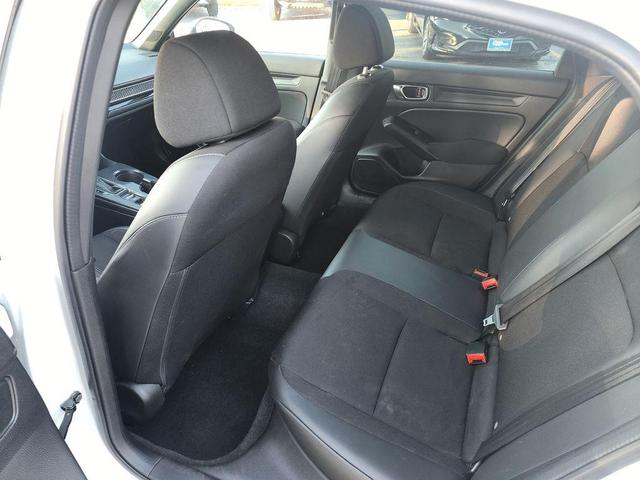 Photo of 2022 Platinum White Pearl Honda Civic