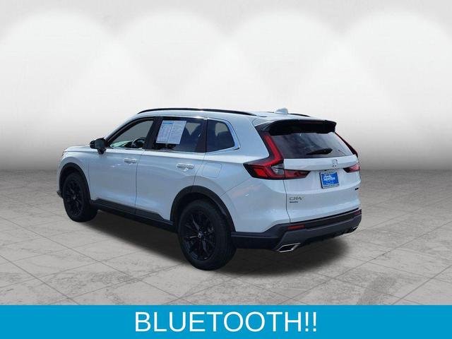 Photo of 2023 Platinum White Pearl Honda CR-V Hybrid