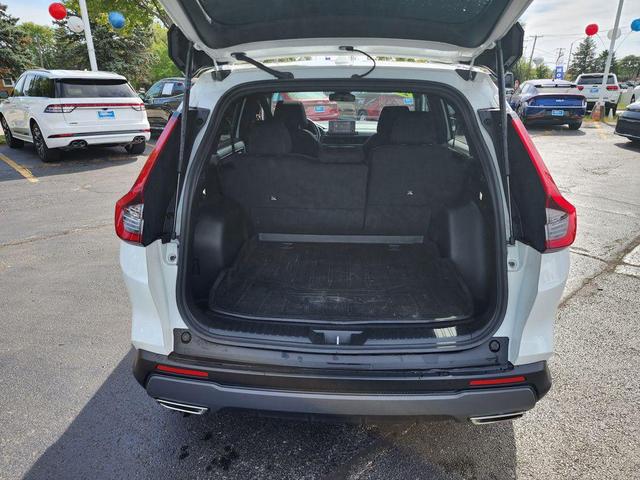Photo of 2023 Platinum White Pearl Honda CR-V Hybrid
