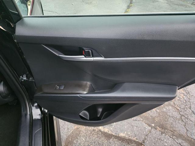 Photo of 2024 Midnight Black Metallic Toyota Camry