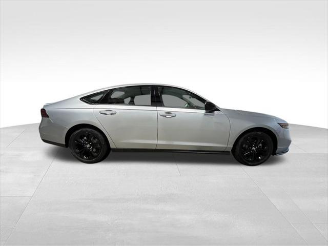 Photo of 2025 Silver Metallic Honda Accord