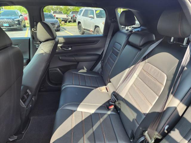 Photo of 2025 Radiant Red Metallic Honda CR-V Hybrid