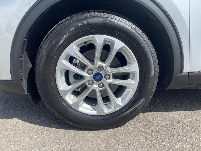 Photo of 2020 Ingot Silver Ford Escape