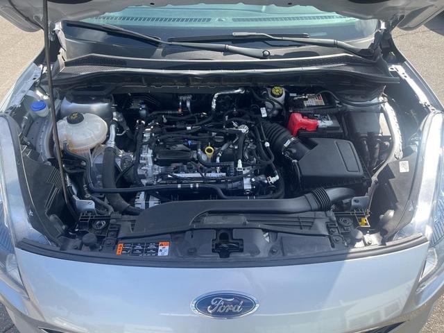 Photo of 2020 Ingot Silver Ford Escape