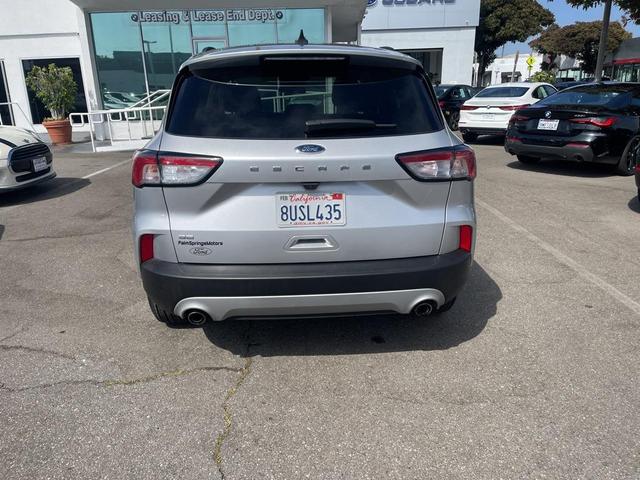 Photo of 2020 Ingot Silver Ford Escape