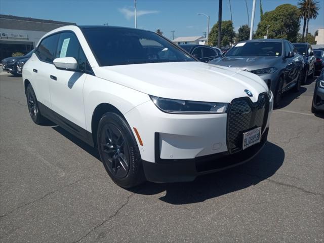 2025 BMW Ix