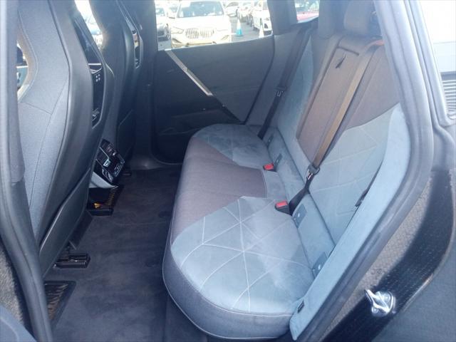 Photo of 2022 Sophisto Grey BMW iX