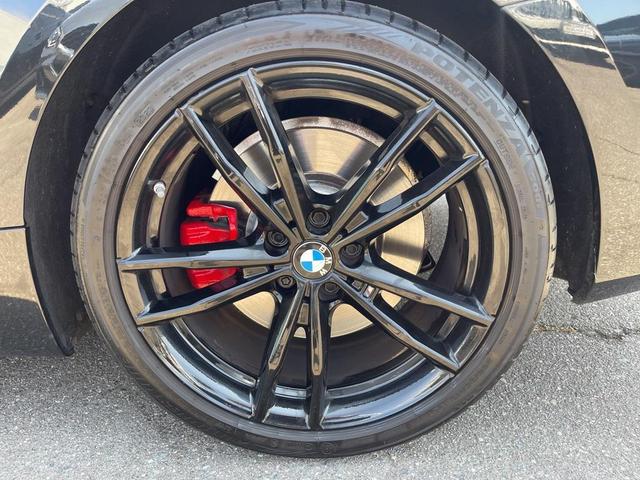 Photo of 2023 Black Sapphire Metallic BMW 430