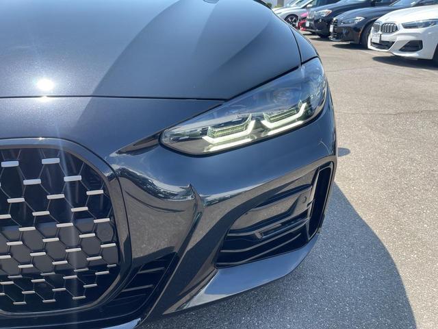 Photo of 2023 Black Sapphire Metallic BMW 430