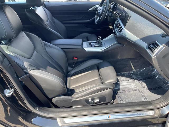 Photo of 2023 Black Sapphire Metallic BMW 430