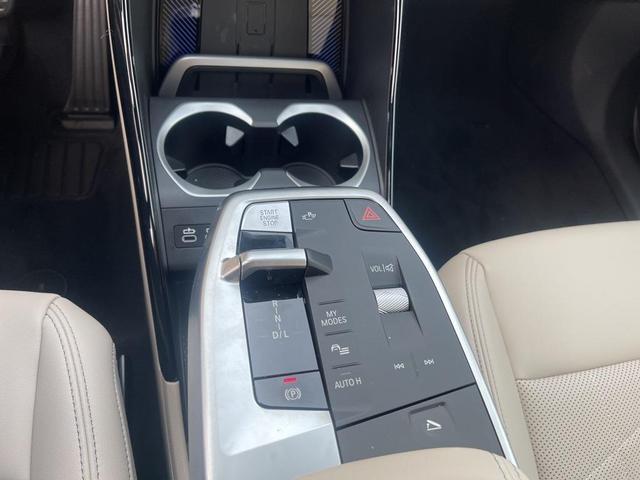 Photo of 2025 San Remo Green Metallic BMW X1