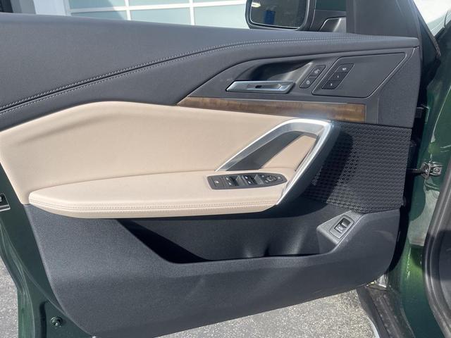 Photo of 2025 San Remo Green Metallic BMW X1