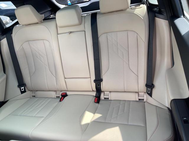Photo of 2025 Dark Graphite Metallic BMW X3