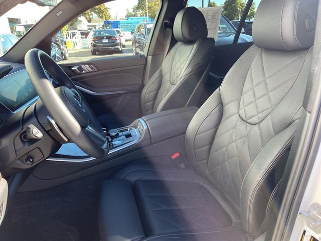 Photo of 2023 Alpine White BMW X5 PHEV