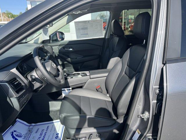 Photo of 2025 Gun Metallic Nissan Rogue