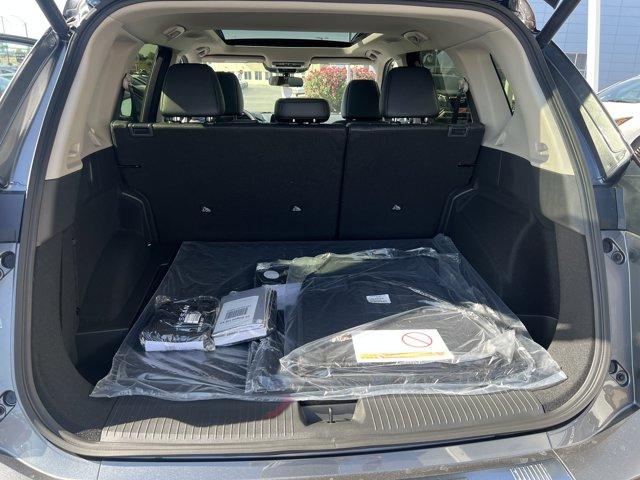 Photo of 2025 Gun Metallic Nissan Rogue
