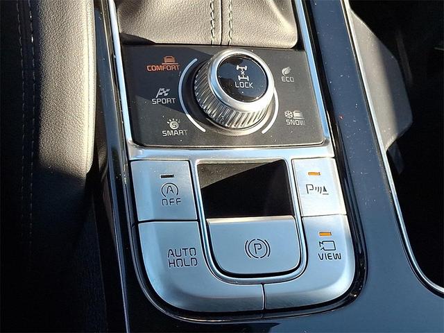 Photo of 2022 Ebony Black Kia Telluride
