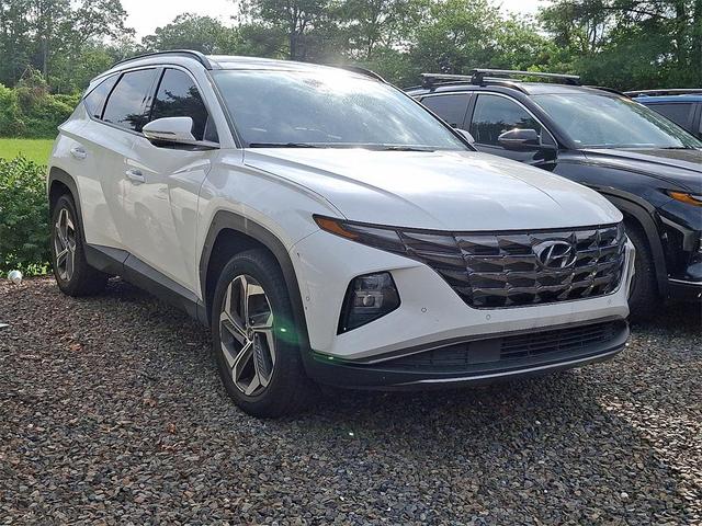Photo of 2023 Serenity White Pearl Hyundai TUCSON