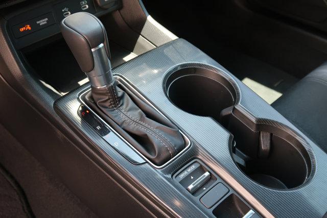 Photo of 2025 Platinum White Pearl Honda Civic Hybrid