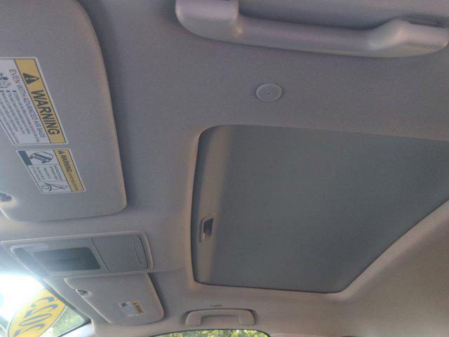 Photo of 2025 Platinum White Pearl Honda CR-V