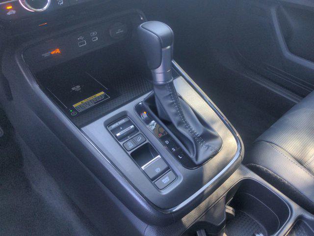 Photo of 2025 Platinum White Pearl Honda CR-V