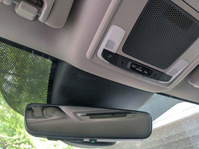 Photo of 2025 Crystal Black Pearl Honda Pilot