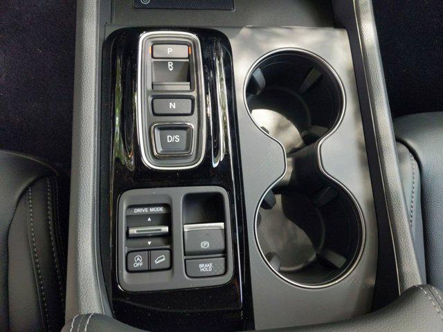 Photo of 2025 Crystal Black Pearl Honda Pilot