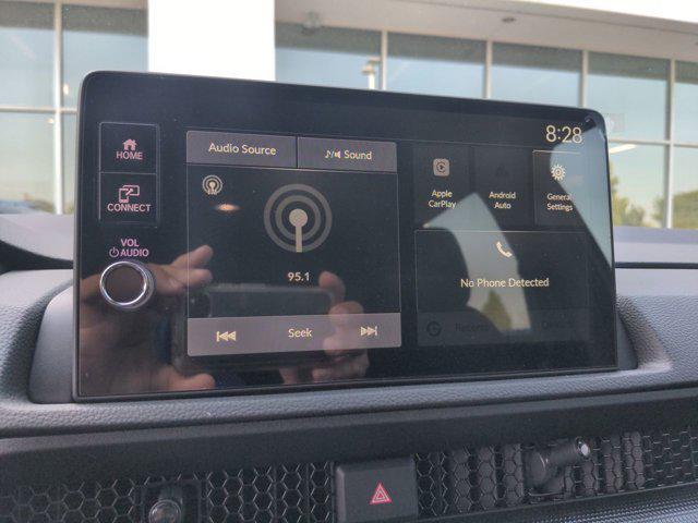 Photo of 2026 Urban Gray Pearl Honda CR-V Hybrid