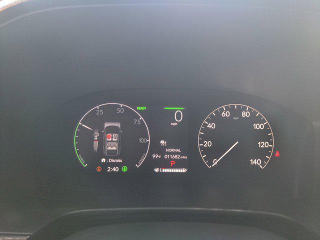 Photo of 2025 Platinum White Pearl Honda CR-V Hybrid
