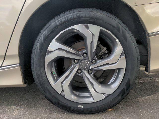 Photo of 2020 Champagne Frost Pearl Honda Accord